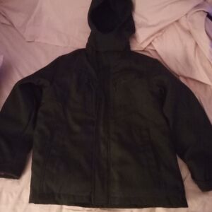 Reebok NWOT Black Performance Coat For Cold Weather Boys Size Large